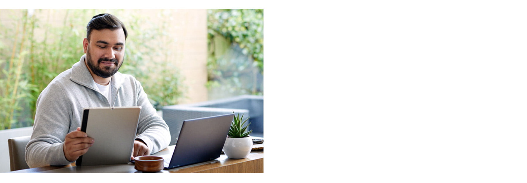 Microsoft man using tablet