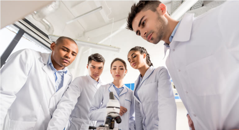 Article Sales Enablement for Healthcare Organization Improves With an App Image