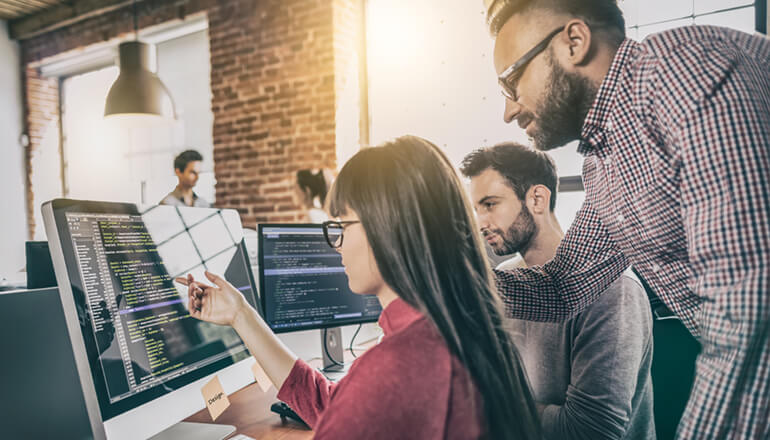 Article App Developer Connects Workforce With Faster Deployment Image