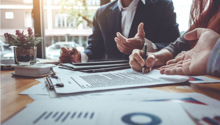 Article Updated for 2023: The Pros and Cons of Software as a Service (SaaS) Image