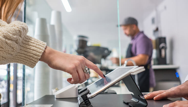 Article Taking an Innovative Approach to Merchandising Technology: 4 Retail Trends  Image