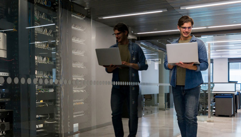 Article Global Data Center Operator Gains a Trusted Partner for Managed Infrastructure Services and End-User Support Image