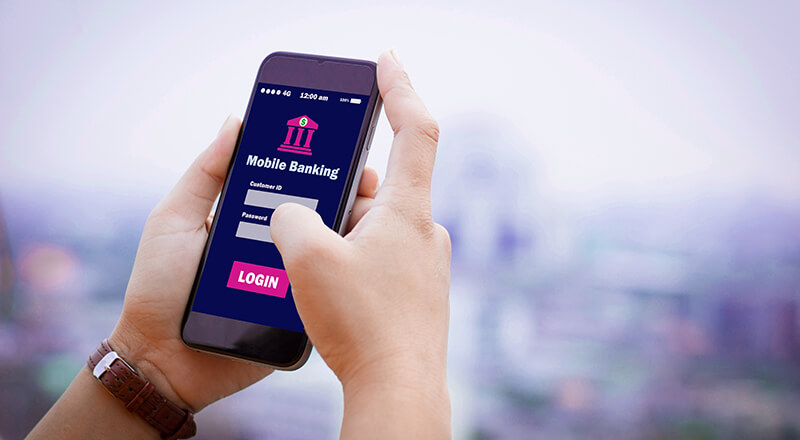 Article Banking Institution Optimizes Contracts for Substantial Savings Image