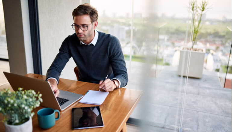 Article On-demand: Secure Your Hybrid Workforce With Adobe Acrobat Pro Image