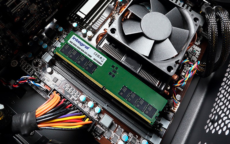 Integral DRAM storage