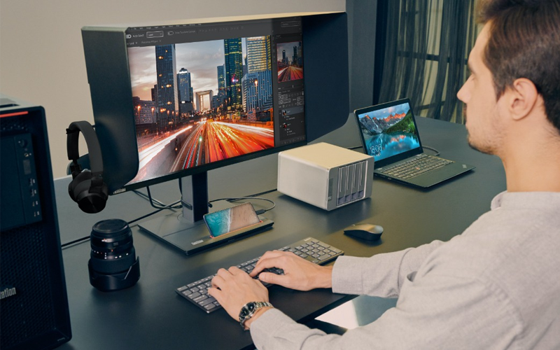 ThinkVision 19-inch Monitor