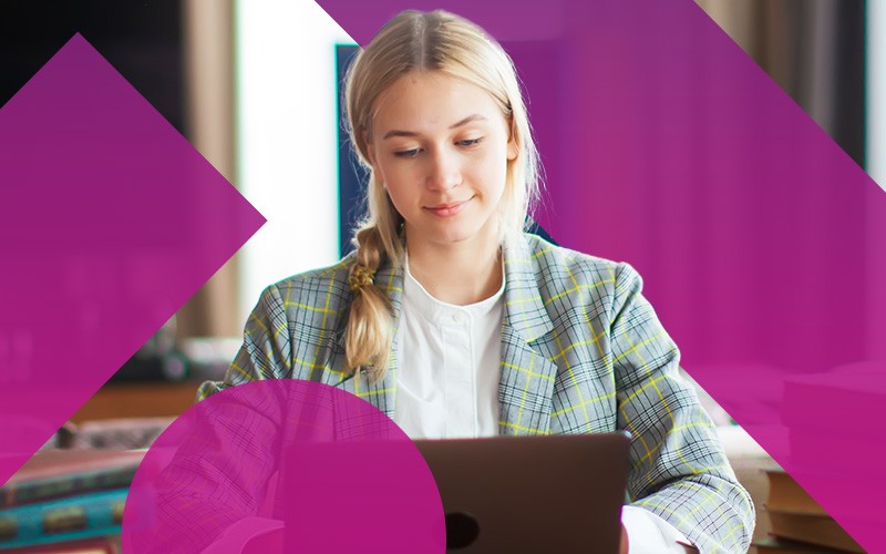 Frictionless IT Woman working on laptop