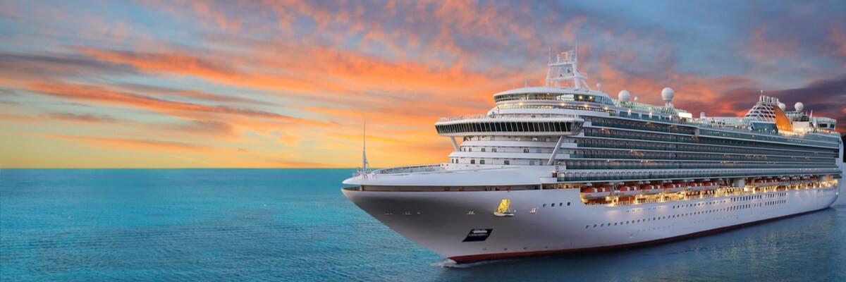Cruise ship cover