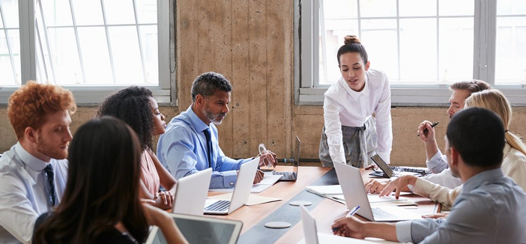 pc-as-a-service-or-managed-device-services-the-difference-matters-meeting