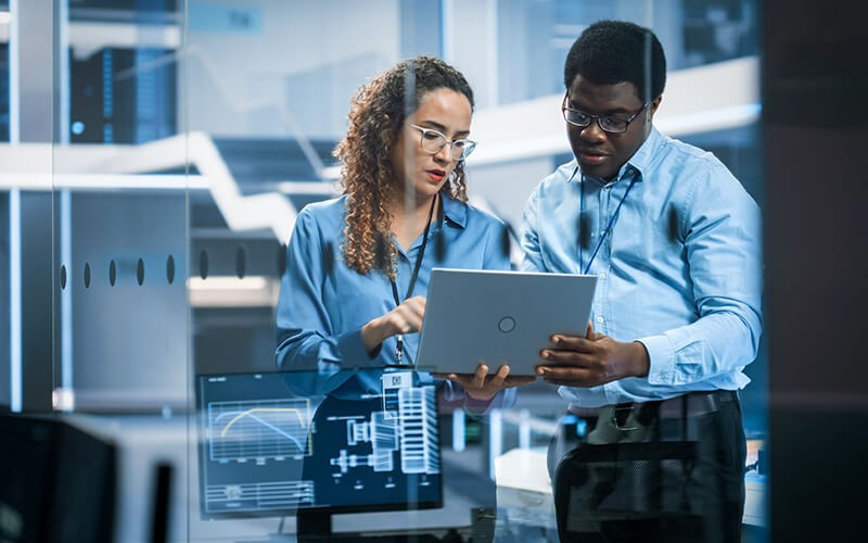 Barracuda Backup Professionals collaborating with each other
