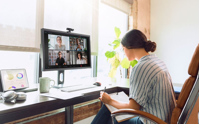cisco-woman-working-from-home-virtual-meeting