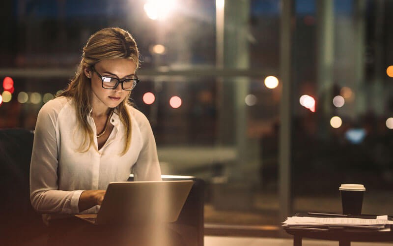 Citrix Gateway Woman using laptop out of office