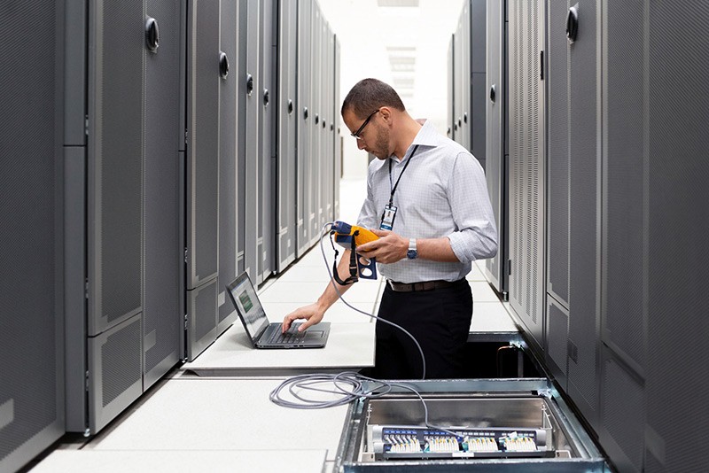 HPE mid-range and enterprise storage IT admin working in data center on HP ZBook 14