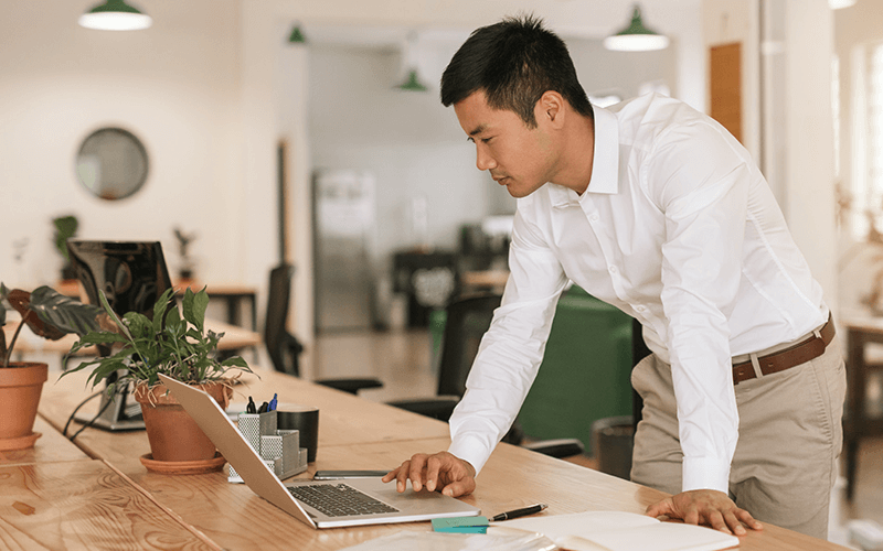 Man working at the office 