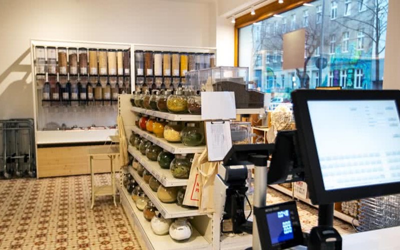 Next-generation products from Vertiv boost protection without sacrificing comfort. Commercial store view
