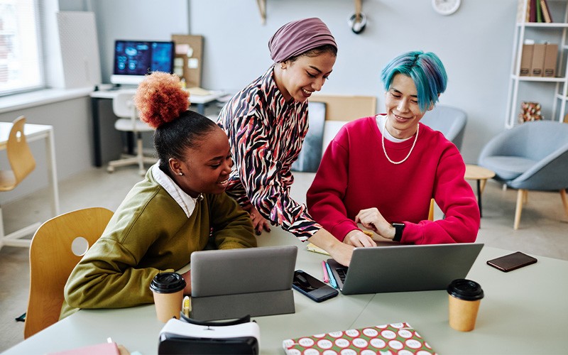 Donnez vie à votre inspiration. team collaboration