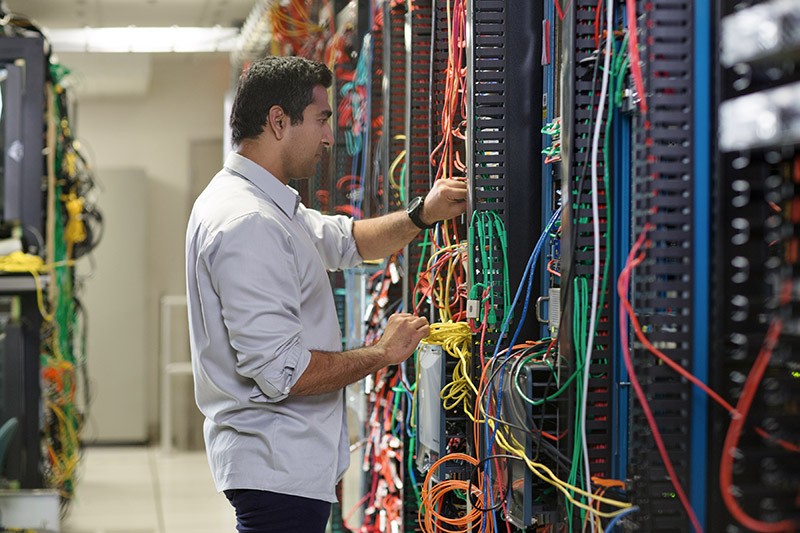 Achieve faster, enterprise-grade reliability IT admin in data center
