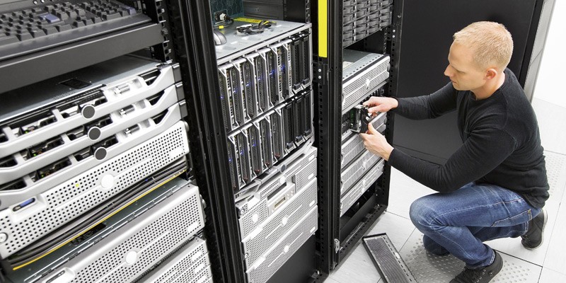 lenovo-servers-hero-mobile lenovo-servers-hero-mobile