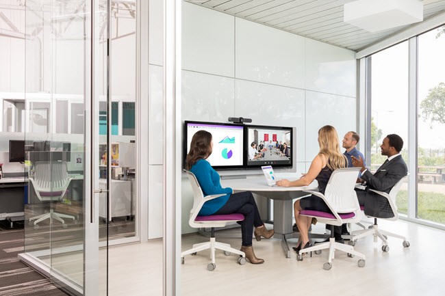 logitech-meetup-large-conference-room logitech-meetup-large-conference-room