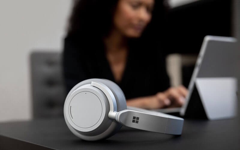 microsoft-surface-accessories-headphones microsoft-surface-accessories-headphones