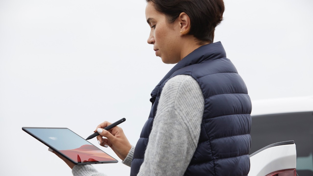 surface-pro-x-tablet-outside surface-pro-x-tablet-outside
