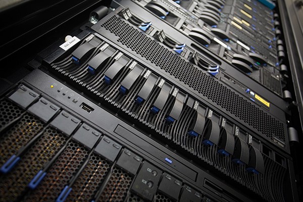 data-center-server-rack Insight's cloud infrastructure solutions can save you up to 80% on your costs.